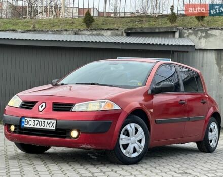 Красный Рено Меган, объемом двигателя 1.6 л и пробегом 320 тыс. км за 2650 $, фото 1 на Automoto.ua