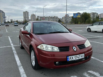 Рено Меган 2004 в Киеве на Automoto.ua Красный Рено Меган, объемом двигателя 1.9 л и пробегом 38 тыс. км за 4300 $, фото 1 на Automoto.ua