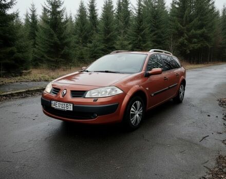 Красный Рено Меган, объемом двигателя 1.5 л и пробегом 312 тыс. км за 4950 $, фото 1 на Automoto.ua