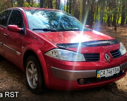 Красный Рено Меган, объемом двигателя 1.4 л и пробегом 150 тыс. км за 3000 $, фото 1 на Automoto.ua