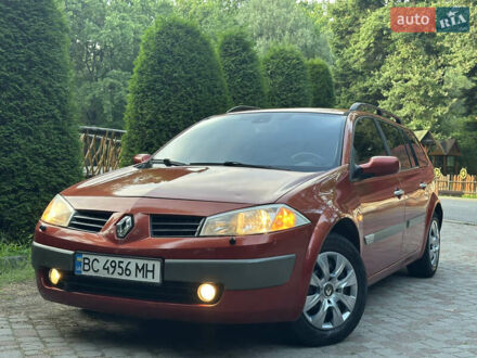Рено Меган 2005 у Дрогобичі на Automoto.ua Червоний Рено Меган, об'ємом двигуна 2 л та пробігом 304 тис. км за 4200 $, фото 1 на Automoto.ua