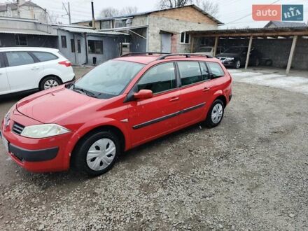 Рено Меган 2005 в Смеле на Automoto.ua Красный Рено Меган, объемом двигателя 1.39 л и пробегом 202 тыс. км за 4500 $, фото 1 на Automoto.ua