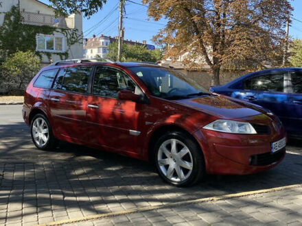 Красный Рено Меган, объемом двигателя 1.6 л и пробегом 195 тыс. км за 5700 $, фото 1 на Automoto.ua