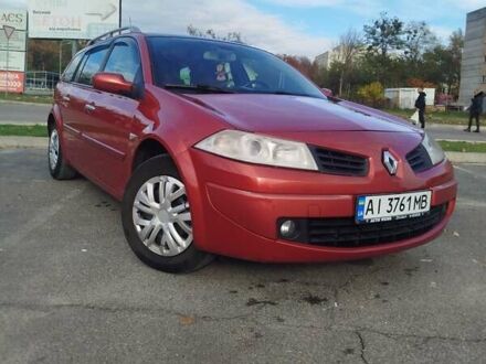 Рено Меган 2006 в Броварах на Automoto.ua Красный Рено Меган, объемом двигателя 1.6 л и пробегом 201 тыс. км за 5300 $, фото 1 на Automoto.ua
