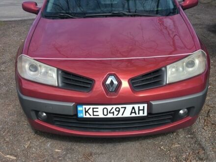 Красный Рено Меган, объемом двигателя 1.6 л и пробегом 297 тыс. км за 4999 $, фото 1 на Automoto.ua
