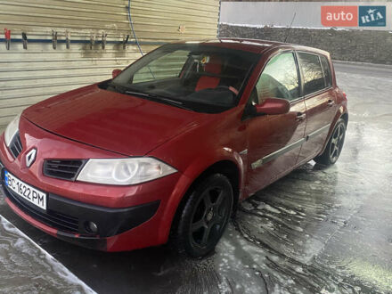 Рено Меган 2006 в Бориславе на Automoto.ua Красный Рено Меган, объемом двигателя 1.6 л и пробегом 320 тыс. км за 4200 $, фото 1 на Automoto.ua