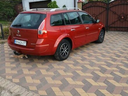 Красный Рено Меган, объемом двигателя 1.6 л и пробегом 164 тыс. км за 4300 $, фото 1 на Automoto.ua