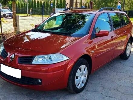 Рено Меган 2007 в Житомире на Automoto.ua Красный Рено Меган, объемом двигателя 1.6 л и пробегом 197 тыс. км за 5100 $, фото 1 на Automoto.ua