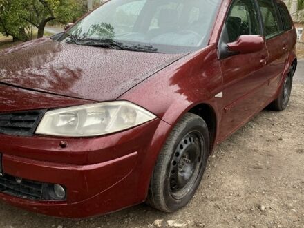 Рено Меган 2007 в Славянске на Automoto.ua Красный Рено Меган, объемом двигателя 1.6 л и пробегом 310 тыс. км за 2700 $, фото 1 на Automoto.ua