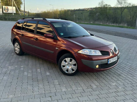 Рено Меган 2007 в Монастыриске на Automoto.ua Красный Рено Меган, объемом двигателя 1.6 л и пробегом 203 тыс. км за 5200 $, фото 1 на Automoto.ua