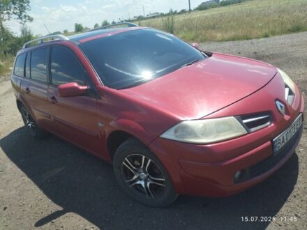Красный Рено Меган, объемом двигателя 1.5 л и пробегом 260 тыс. км за 5000 $, фото 1 на Automoto.ua