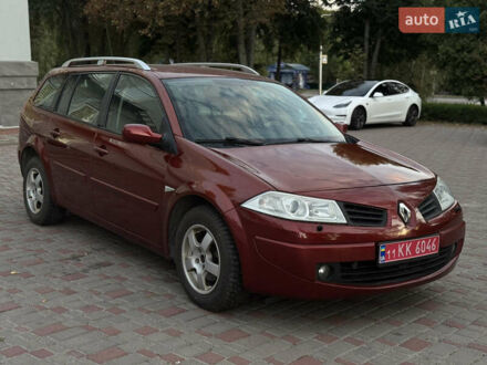 Рено Меган 2008 в Лубнах на Automoto.ua Красный Рено Меган, объемом двигателя 1.6 л и пробегом 259 тыс. км за 5999 $, фото 1 на Automoto.ua