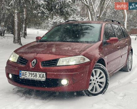 Червоний Рено Меган, об'ємом двигуна 1.6 л та пробігом 283 тис. км за 4399 $, фото 1 на Automoto.ua