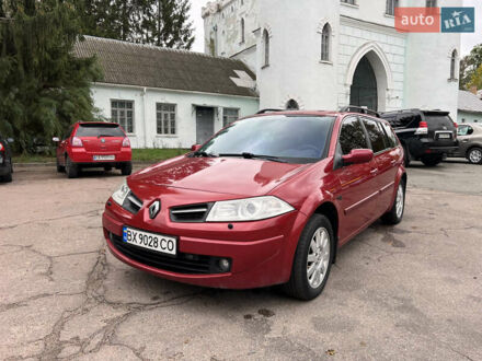 Рено Меган 2008 в Хмельницком на Automoto.ua Красный Рено Меган, объемом двигателя 1.6 л и пробегом 269 тыс. км за 6000 $, фото 1 на Automoto.ua