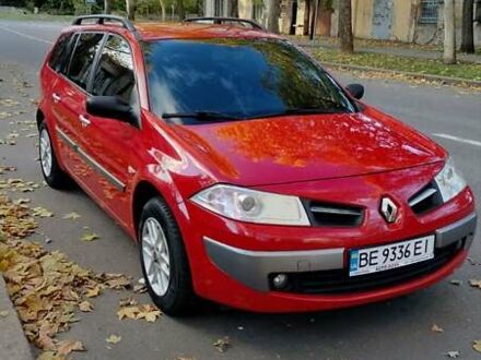Рено Меган 2008 в Николаеве на Automoto.ua Красный Рено Меган, объемом двигателя 1.6 л и пробегом 292 тыс. км за 4999 $, фото 1 на Automoto.ua