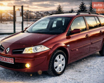 Красный Рено Меган, объемом двигателя 1.6 л и пробегом 190 тыс. км за 5650 $, фото 1 на Automoto.ua