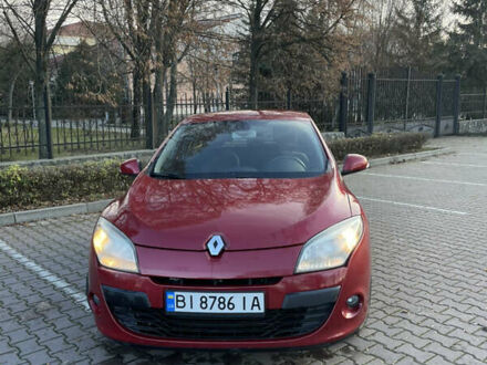 Красный Рено Меган, объемом двигателя 1.6 л и пробегом 205 тыс. км за 6899 $, фото 1 на Automoto.ua
