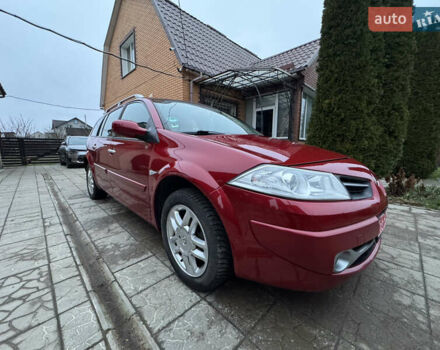 Красный Рено Меган, объемом двигателя 1.6 л и пробегом 216 тыс. км за 5599 $, фото 1 на Automoto.ua