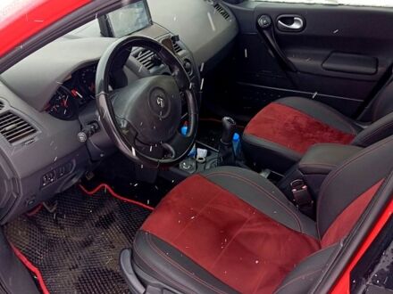 Красный Рено Меган, объемом двигателя 1.6 л и пробегом 211 тыс. км за 5900 $, фото 1 на Automoto.ua