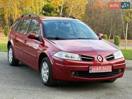 Рено Меган 2009 в Хмельницком на Automoto.ua Красный Рено Меган, объемом двигателя 1.6 л и пробегом 157 тыс. км за 5800 $, фото 1 на Automoto.ua