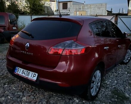 Червоний Рено Меган, об'ємом двигуна 2 л та пробігом 3 тис. км за 4401 $, фото 1 на Automoto.ua