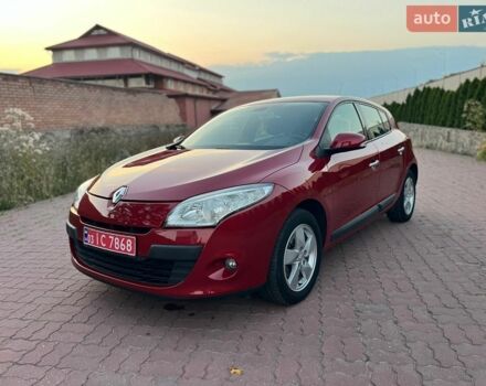 Червоний Рено Меган, об'ємом двигуна 1.6 л та пробігом 226 тис. км за 6750 $, фото 1 на Automoto.ua
