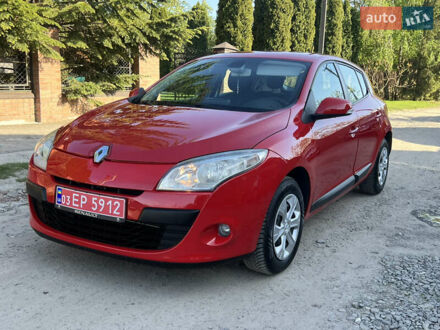 Рено Меган 2009 в Луцке на Automoto.ua Красный Рено Меган, объемом двигателя 1.6 л и пробегом 197 тыс. км за 6200 $, фото 1 на Automoto.ua