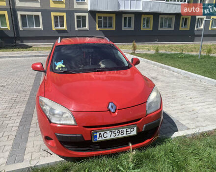 Красный Рено Меган, объемом двигателя 1.46 л и пробегом 267 тыс. км за 6381 $, фото 1 на Automoto.ua