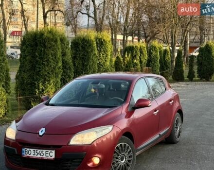 Червоний Рено Меган, об'ємом двигуна 2 л та пробігом 283 тис. км за 3999 $, фото 1 на Automoto.ua