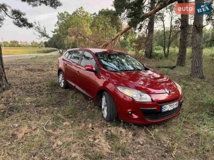 Красный Рено Меган, объемом двигателя 1.46 л и пробегом 280 тыс. км за 7500 $, фото 1 на Automoto.ua