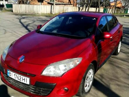 Рено Меган 2010 у Лубнах на Automoto.ua Червоний Рено Меган, об'ємом двигуна 1.5 л та пробігом 290 тис. км за 6299 $, фото 1 на Automoto.ua