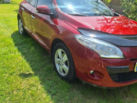 Червоний Рено Меган, об'ємом двигуна 2 л та пробігом 170 тис. км за 5800 $, фото 1 на Automoto.ua