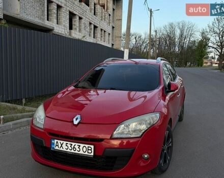 Красный Рено Меган, объемом двигателя 1.46 л и пробегом 320 тыс. км за 6400 $, фото 1 на Automoto.ua