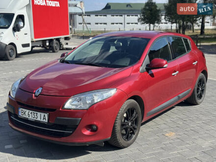 Рено Меган 2010 у Сарнах на Automoto.ua Червоний Рено Меган, об'ємом двигуна 1.9 л та пробігом 247 тис. км за 7000 $, фото 1 на Automoto.ua