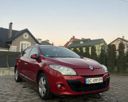 Красный Рено Меган, объемом двигателя 1.46 л и пробегом 202 тыс. км за 7200 $, фото 1 на Automoto.ua