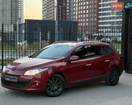 Червоний Рено Меган, об'ємом двигуна 1.46 л та пробігом 240 тис. км за 6800 $, фото 1 на Automoto.ua