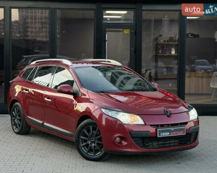 Красный Рено Меган, объемом двигателя 1.46 л и пробегом 240 тыс. км за 6300 $, фото 1 на Automoto.ua