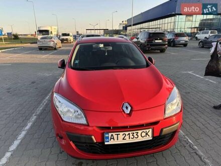 Червоний Рено Меган, об'ємом двигуна 1.46 л та пробігом 162 тис. км за 7400 $, фото 1 на Automoto.ua