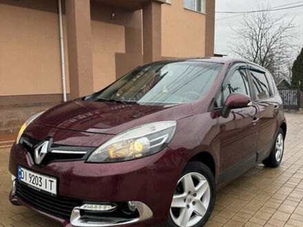 Красный Рено Меган, объемом двигателя 1.46 л и пробегом 281 тыс. км за 8000 $, фото 1 на Automoto.ua