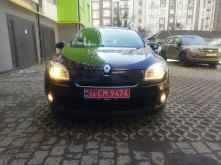 Красный Рено Меган, объемом двигателя 1.5 л и пробегом 280 тыс. км за 7699 $, фото 1 на Automoto.ua