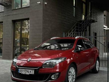 Красный Рено Меган, объемом двигателя 1.5 л и пробегом 257 тыс. км за 8500 $, фото 1 на Automoto.ua