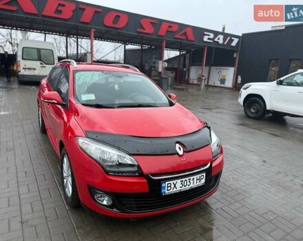 Красный Рено Меган, объемом двигателя 1.46 л и пробегом 197 тыс. км за 7500 $, фото 1 на Automoto.ua