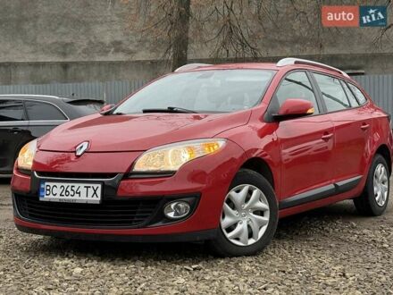 Красный Рено Меган, объемом двигателя 1.5 л и пробегом 165 тыс. км за 7450 $, фото 1 на Automoto.ua
