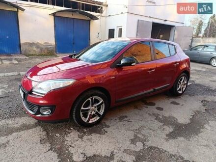 Красный Рено Меган, объемом двигателя 1.5 л и пробегом 202 тыс. км за 7950 $, фото 1 на Automoto.ua