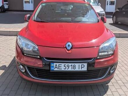Червоний Рено Меган, об'ємом двигуна 1.46 л та пробігом 187 тис. км за 9500 $, фото 1 на Automoto.ua