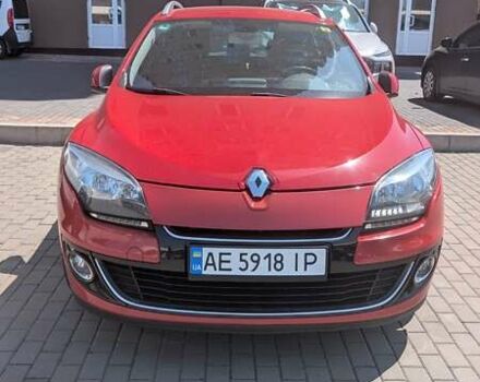 Красный Рено Меган, объемом двигателя 1.46 л и пробегом 187 тыс. км за 9500 $, фото 1 на Automoto.ua