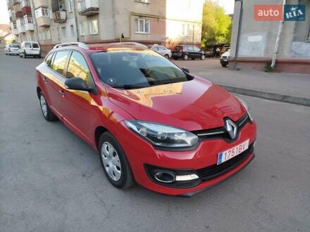 Рено Меган 2014 в Ровно на Automoto.ua Красный Рено Меган, объемом двигателя 1.5 л и пробегом 258 тыс. км за 6999 $, фото 1 на Automoto.ua