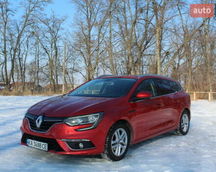 Красный Рено Меган, объемом двигателя 1.5 л и пробегом 239 тыс. км за 12350 $, фото 1 на Automoto.ua