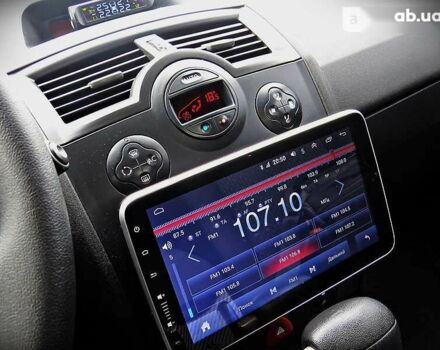 Рено Меган, объемом двигателя 1.6 л и пробегом 209 тыс. км за 5350 $, фото 11 на Automoto.ua