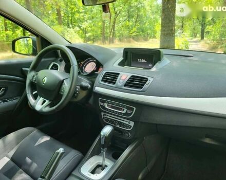 Рено Меган, объемом двигателя 1.5 л и пробегом 203 тыс. км за 8700 $, фото 4 на Automoto.ua